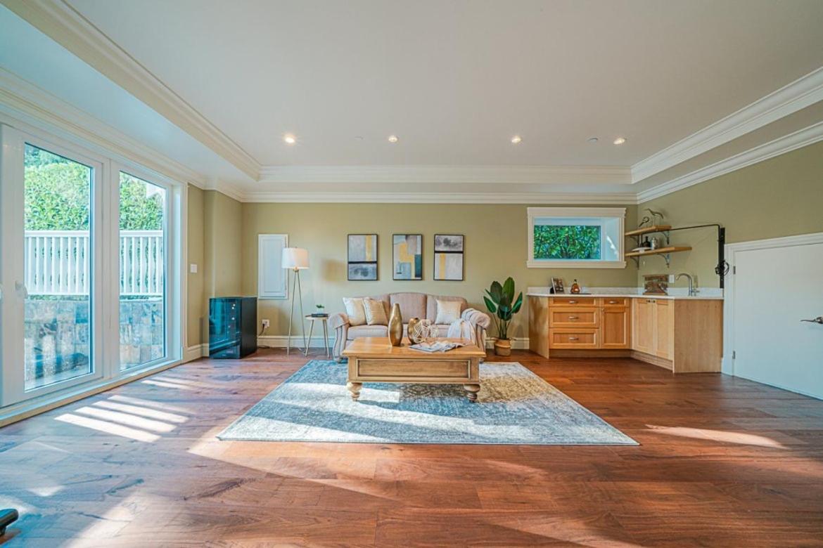 Spacious Cozy House In Vancouver West Buitenkant foto